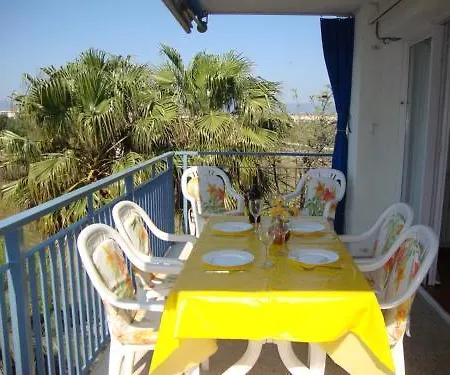 Reus Mediterrani Апартаменты